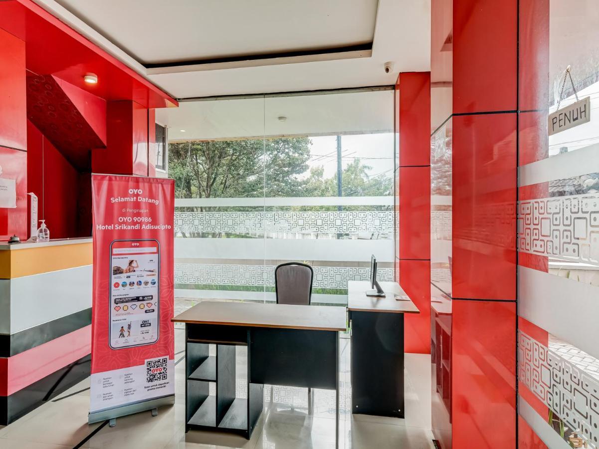 Oyo 90986 Hotel Srikandi Adisucipto Kalasan Zewnętrze zdjęcie